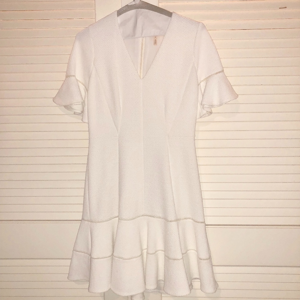 Short Sleeve Textured V-Neck Dress